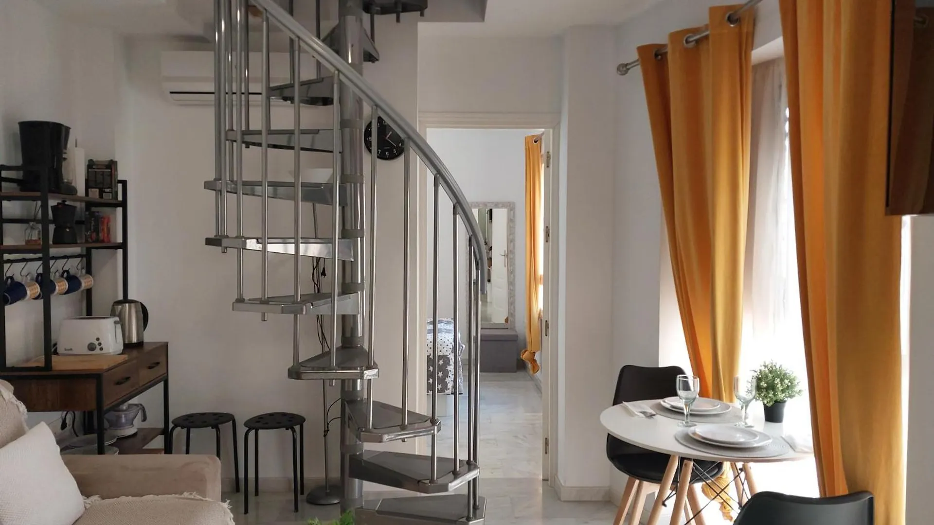 Apartament Atico Acogedor, Centrico Y A 2 Min De La Playa. Fuengirola